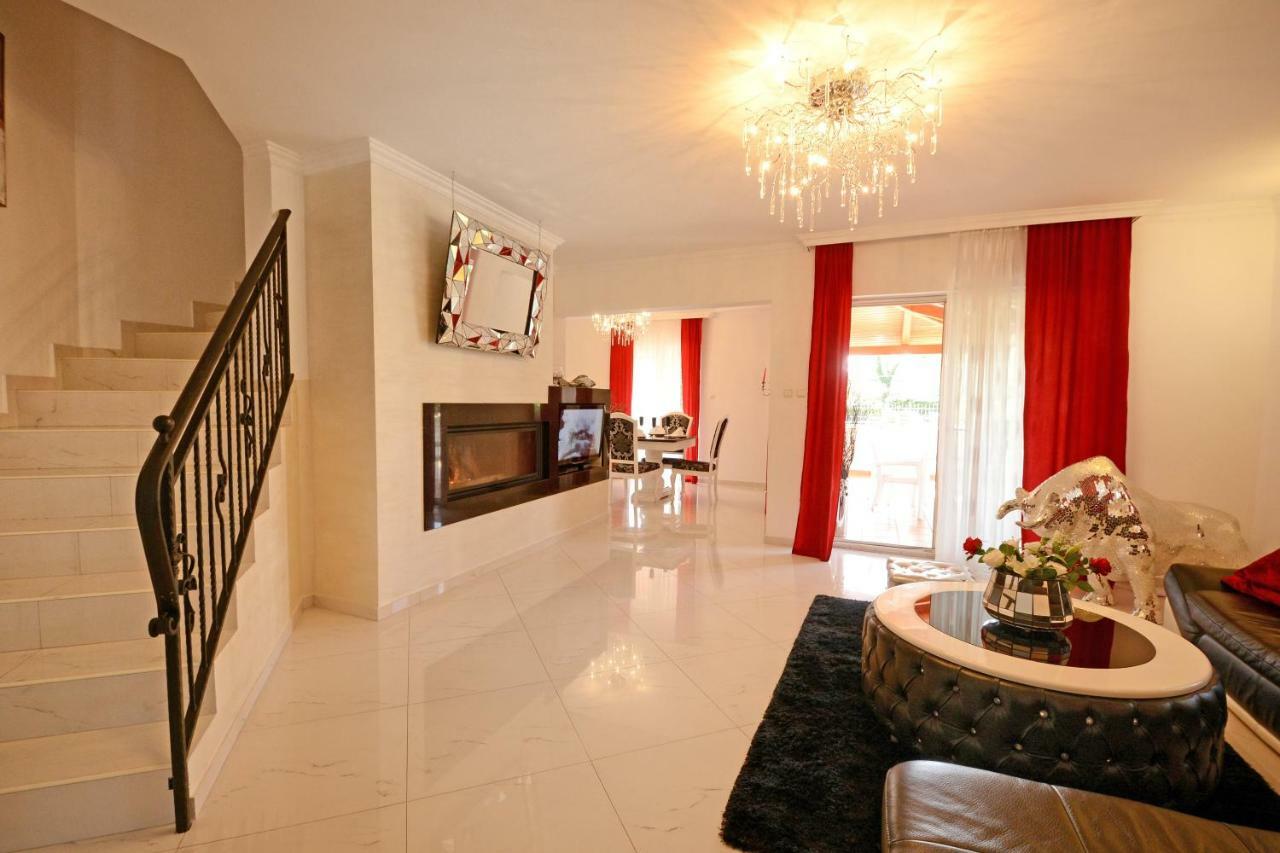 Villa Zare Porec Exterior photo
