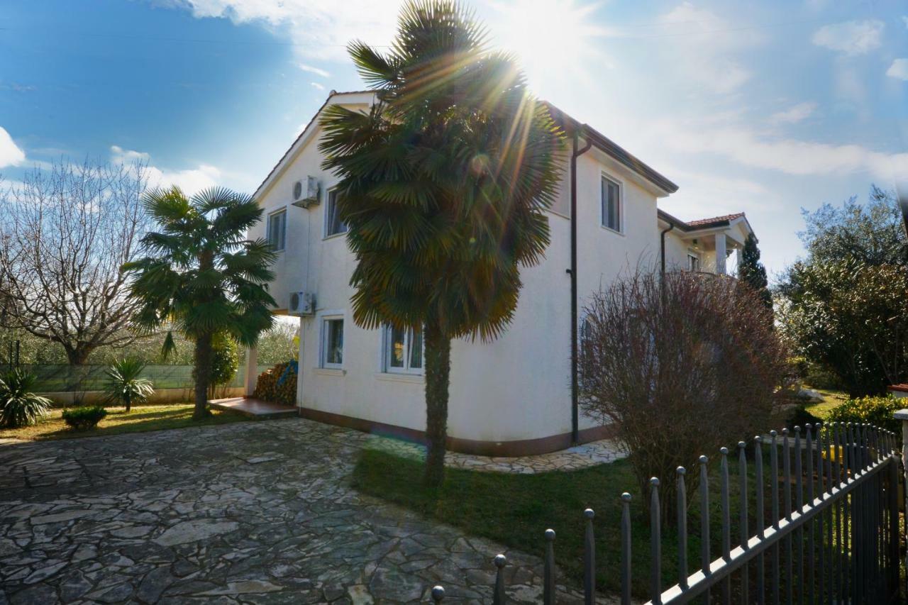 Villa Zare Porec Exterior photo