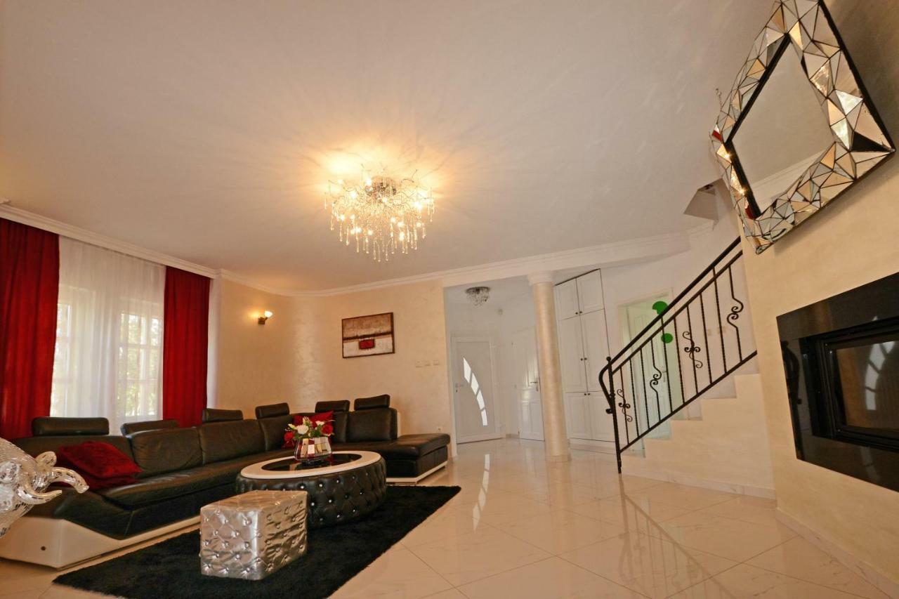 Villa Zare Porec Exterior photo