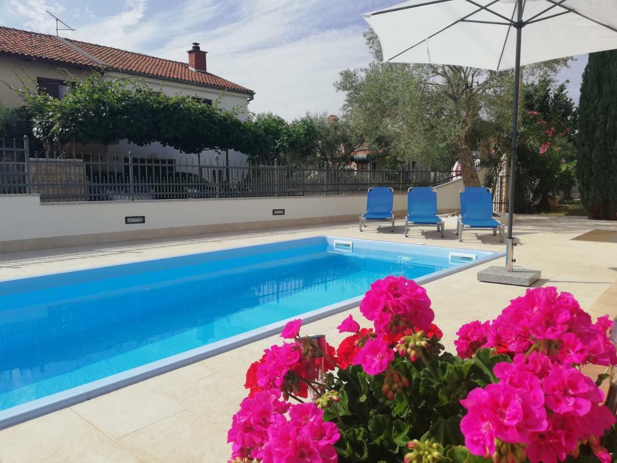Villa Zare Porec Exterior photo