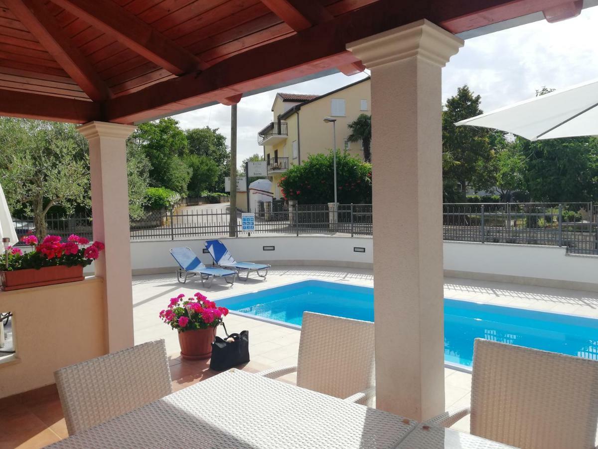 Villa Zare Porec Exterior photo