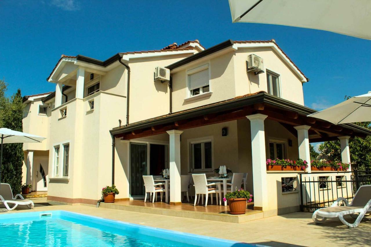 Villa Zare Porec Exterior photo